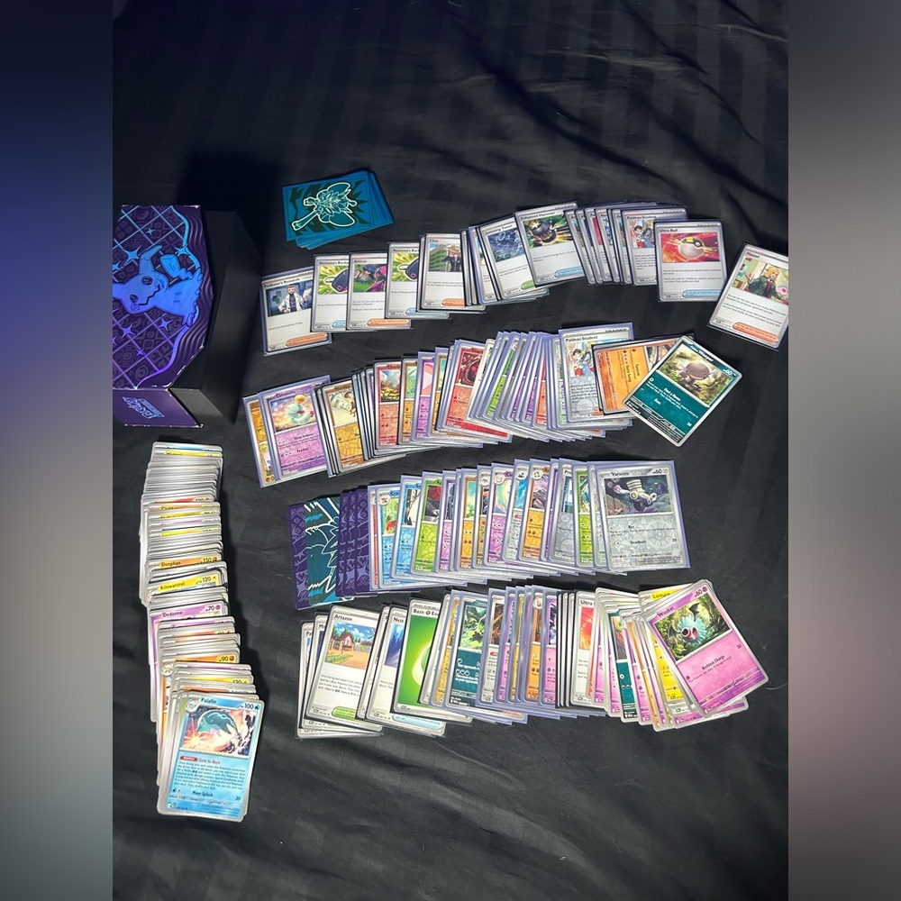 Pokémon cards bundle (Various rarities)